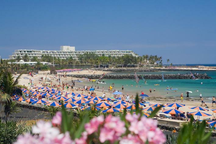 Ana Iris Playa De Jablillo Apartment Costa Teguise Bagian luar foto